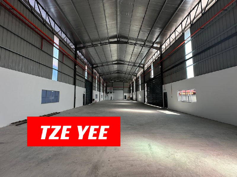 BUTTERWORTH 2 STOREY DETACHED FACTORY WAREHOUSE RENT 37,210SF - photo 2