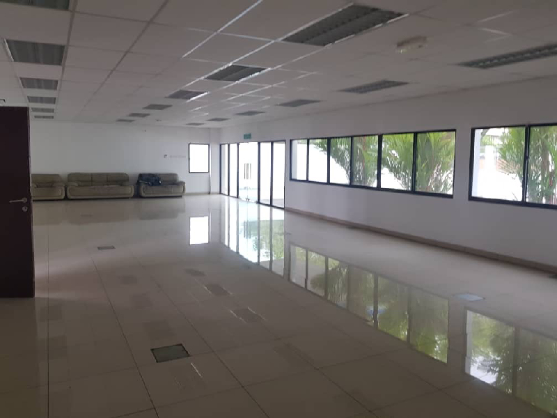 BUKIT MINYAK FACTORY WAREHOUSE FOR RENT 35,000SF CEILING HEIGHT 33FT - photo 9