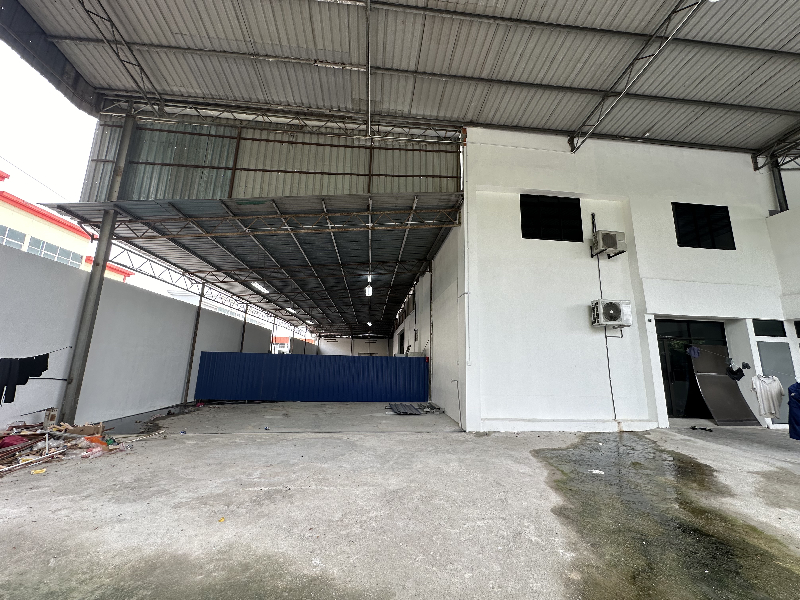 SUNGAI BAKAP NEAR SIMPANG AMPAT BATU KAWAN DETACHED FACTORY WAREHOUSE FOR SALE - photo 2