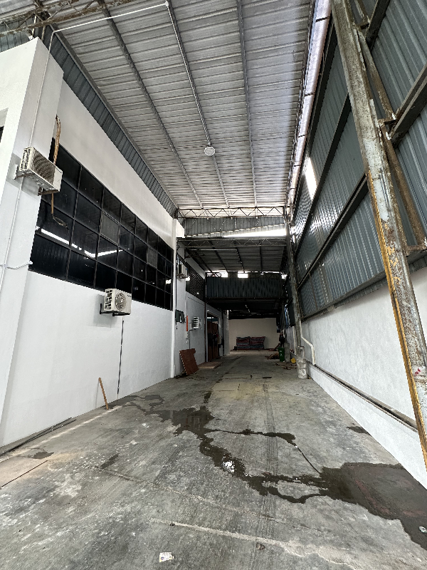 SUNGAI BAKAP NEAR SIMPANG AMPAT BATU KAWAN DETACHED FACTORY WAREHOUSE FOR SALE - photo 3