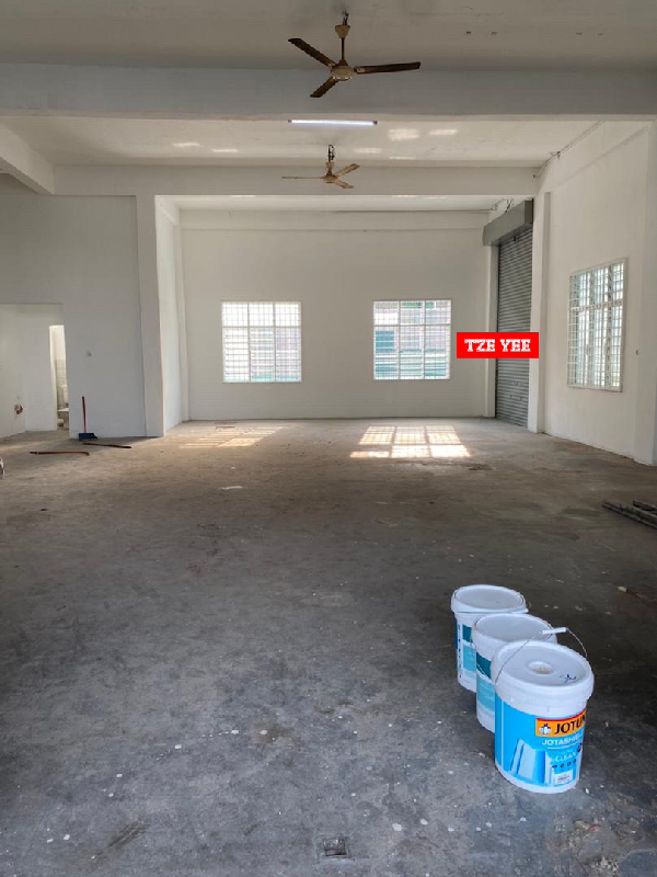 PERMATANG TINGGI NEAR BUKIT MINYAK FACTORY WAREHOUSE RENT 7,300SF REFURBISHED  - photo 8