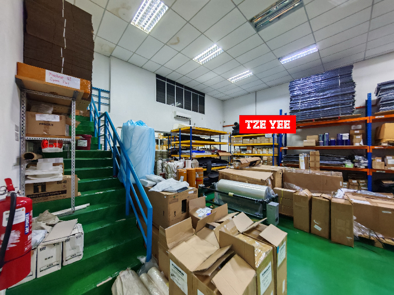 BUKIT MINYAK NEAR JURU LIGHT INDUSTRIAL FACTORY WAREHOUSE FOR SALE 7,800SF - photo 3