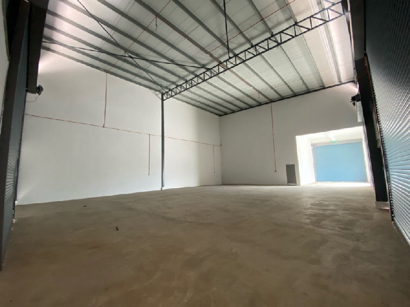 PERAI PRAI NEAR BUTTERWORTH JURU LIGHT INDUSTRIAL FACTORY WAREHOUSE FOR RENT 11,500SF - photo 3