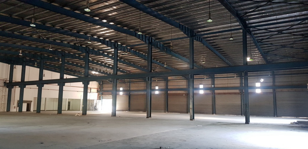 BUTTERWORTH AREA BIG DETACHED FACTORY WAREHOUSE FOR RENT - photo 2