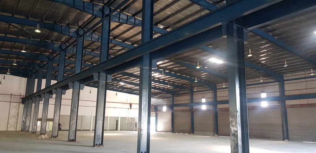 BUTTERWORTH AREA BIG DETACHED FACTORY WAREHOUSE FOR RENT - photo 4