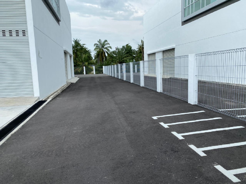 GOLDEN GATEWAY SUNGAI BAKAP NEAR BATU KAWAN LIGHT INDUSTRIAL FACTORY WAREHOUSE FOR RENT - photo 2