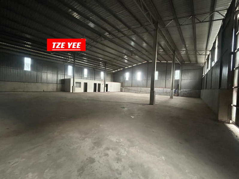 PERMATANG TINGGI NEAR BUKIT MINYAK WAREHOUSE FOR RENT - photo 2