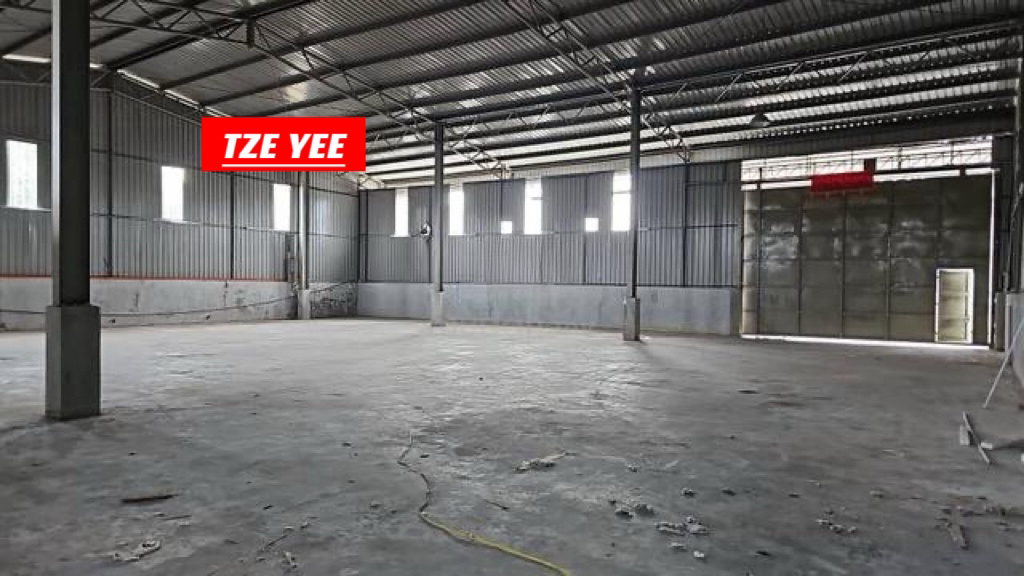 PERMATANG TINGGI NEAR BUKIT MINYAK WAREHOUSE FOR RENT - photo 4