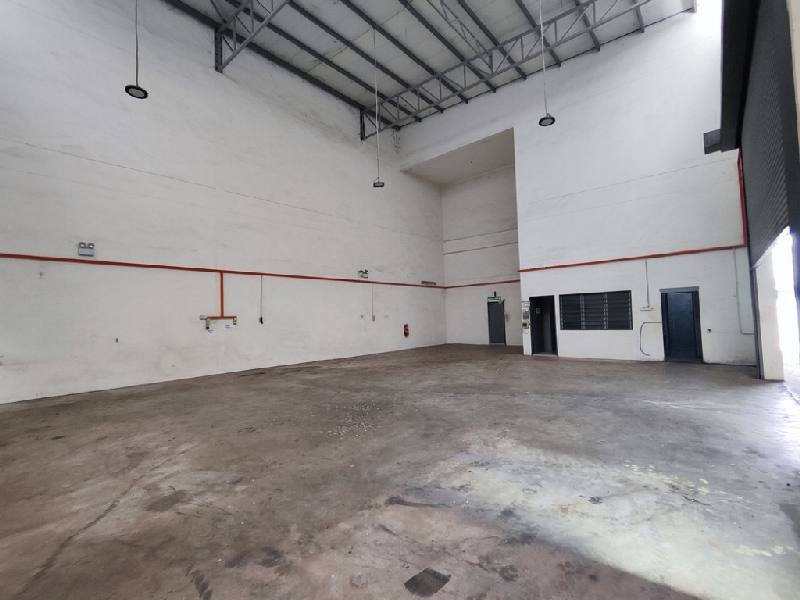 BUTTERWORTH SUNGAI LOKAN SEMI DETACHED FACTORY WAREHOUSE FOR RENT - photo 2