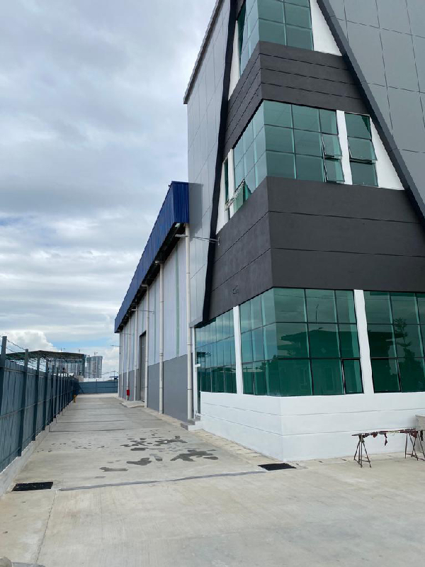 BATU KAWAN INDUSTRIAL PARK DETACHED FACTORY WAREHOUSE FOR RENT - photo 3