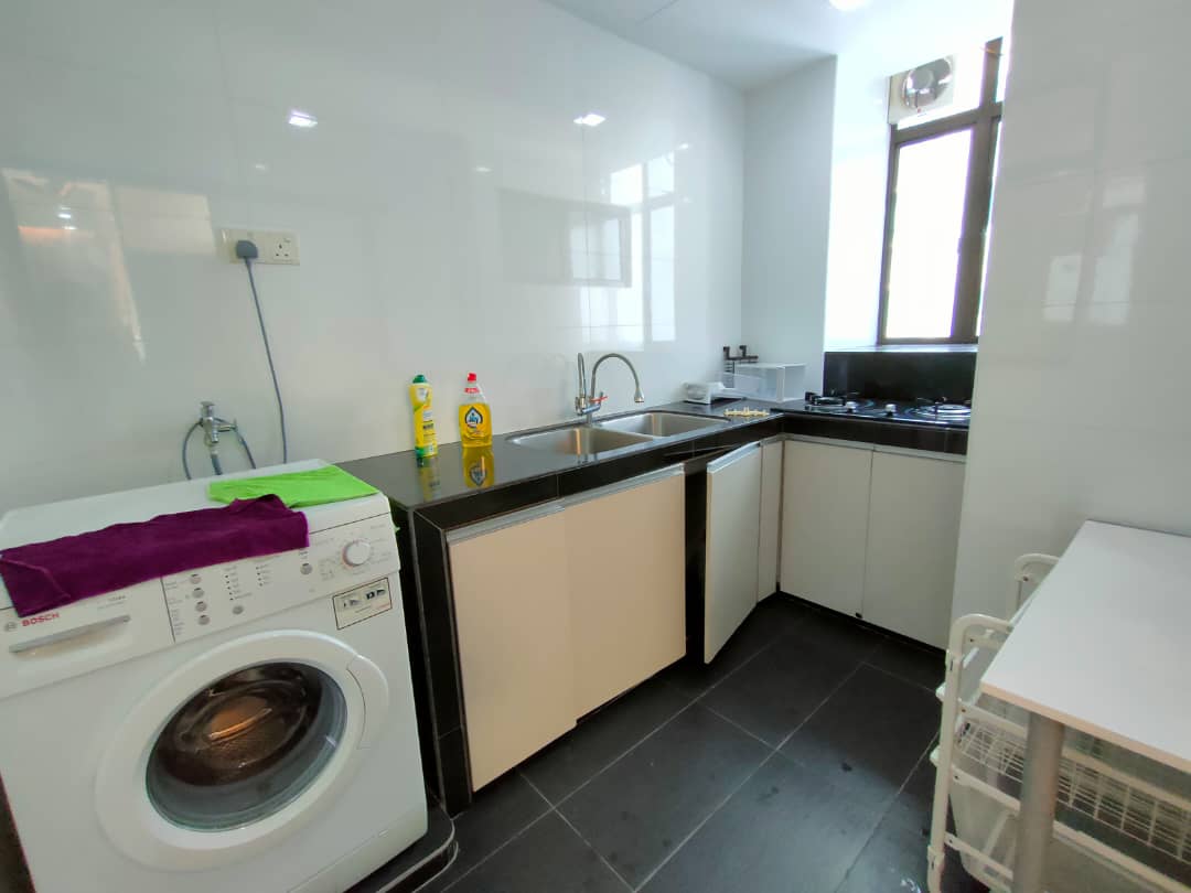 Park 51 Residency Renovated Unit By Yeevy - photo 4