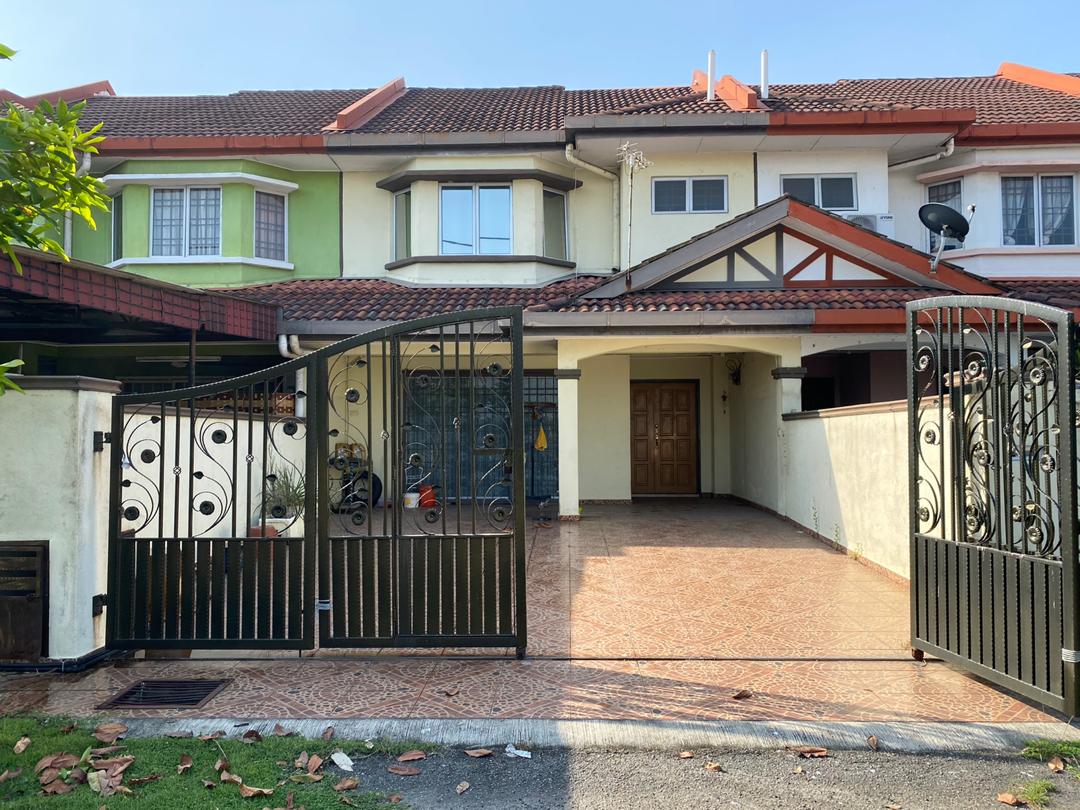 Double Storey Terrace Taman Teluk Gedung Indah