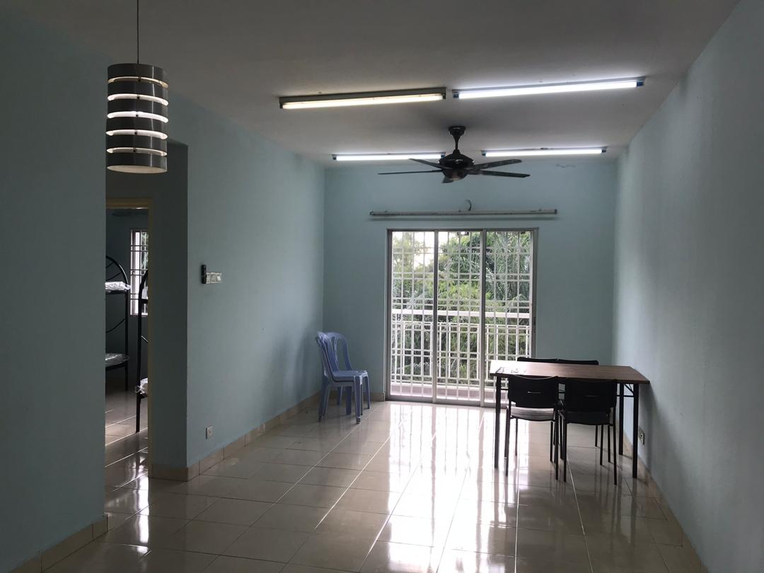 Kristal Heights Apartment, Seksyen 7, Shah Alam