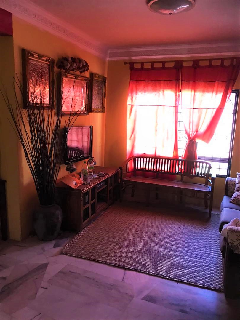 Apartment Kasuarina Salju, Residensi Warnasari