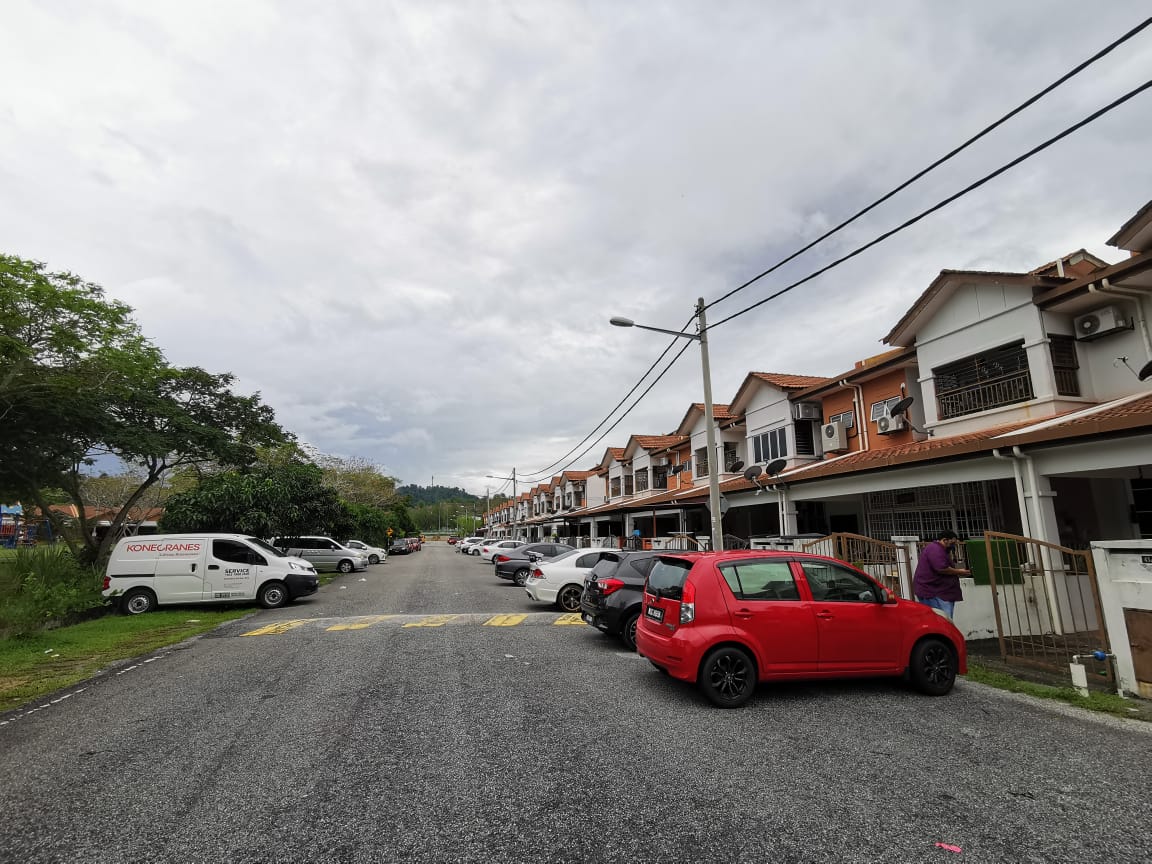 Taman Seri Alam, Saujana Utama - photo 7