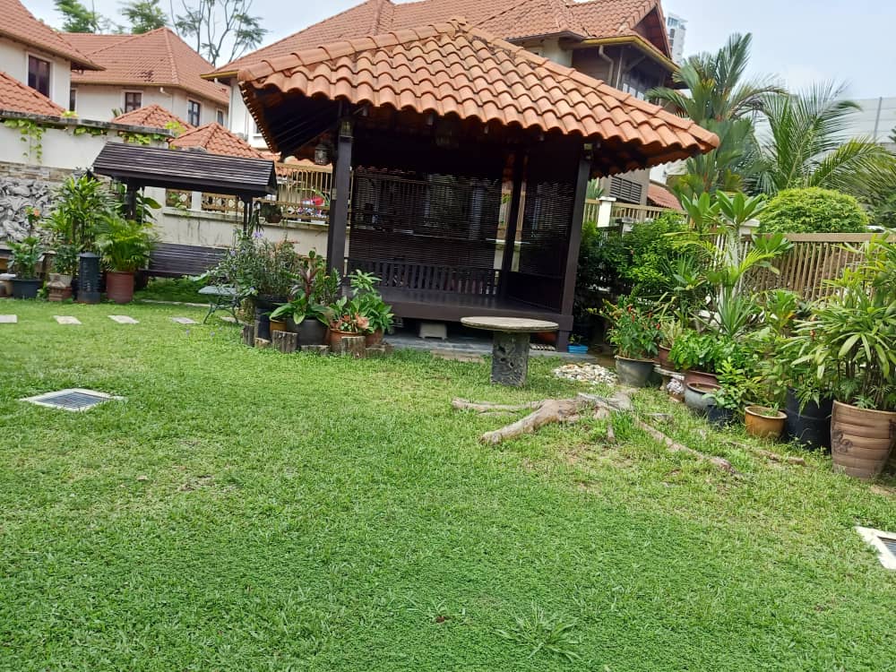 BANGALOW AT TAMAN BUNGA NEGARA, SHAH ALAM - photo 2