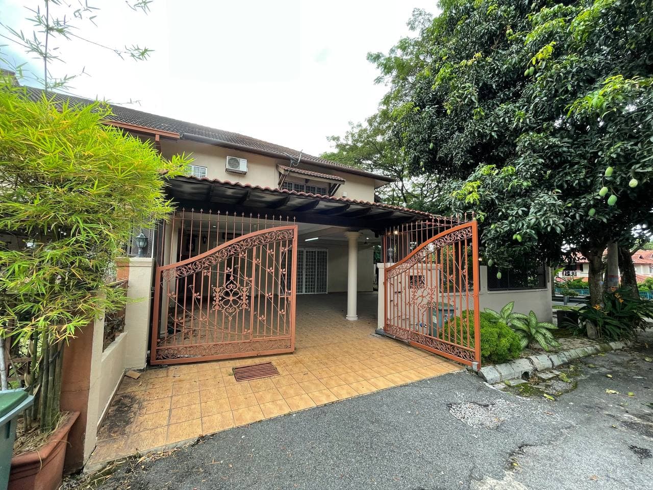 Corner Lot, 2 Storey Terrace Alam Damai Cheras