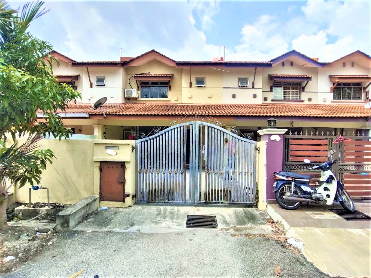 Renovated 2 Storey Terrace Taman Tasik Puchong