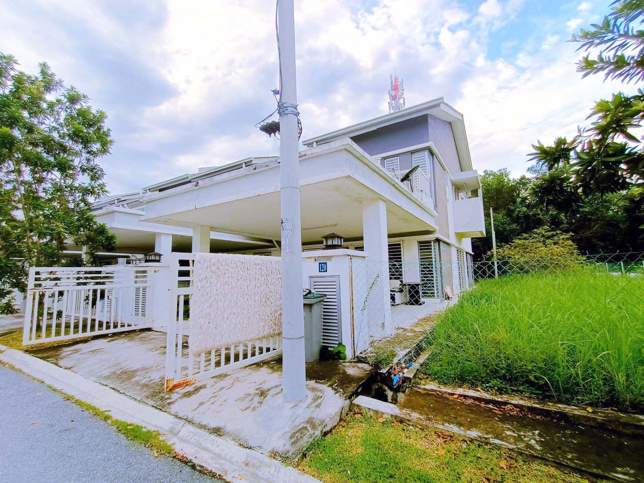 Taman Desa Seringin Nilai - photo 7