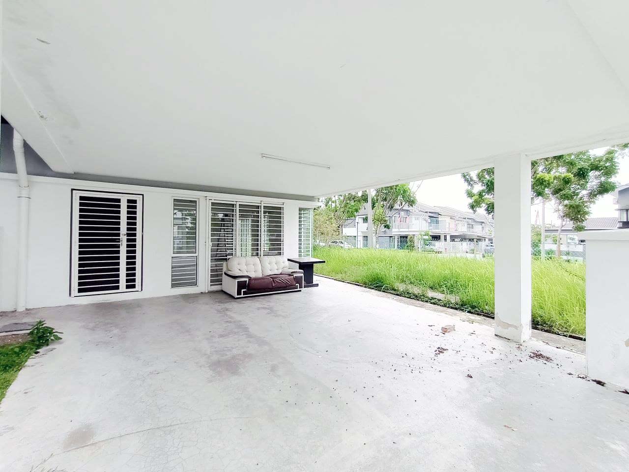 Taman Desa Seringin Nilai - photo 10