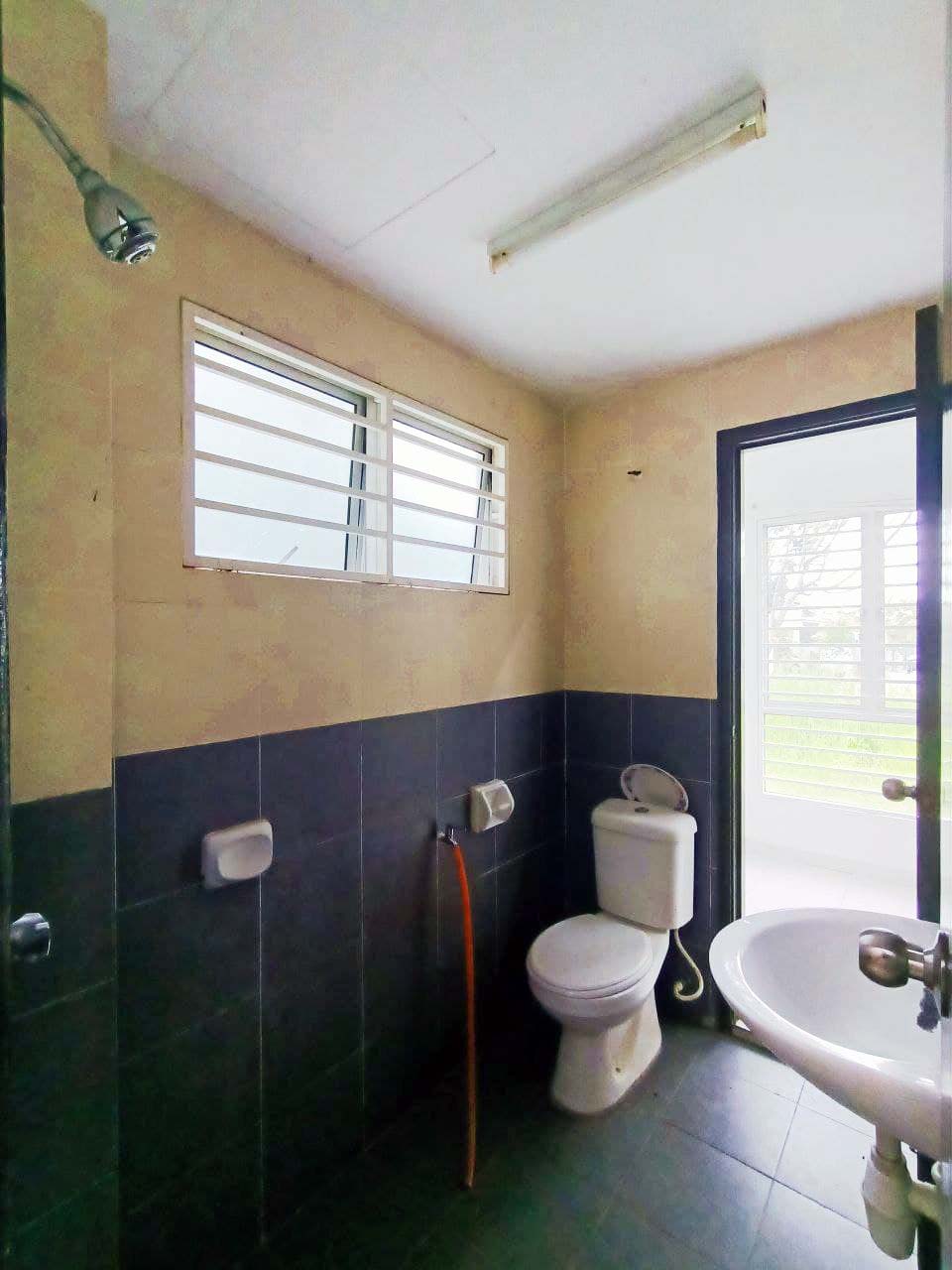 Taman Desa Seringin Nilai - photo 11