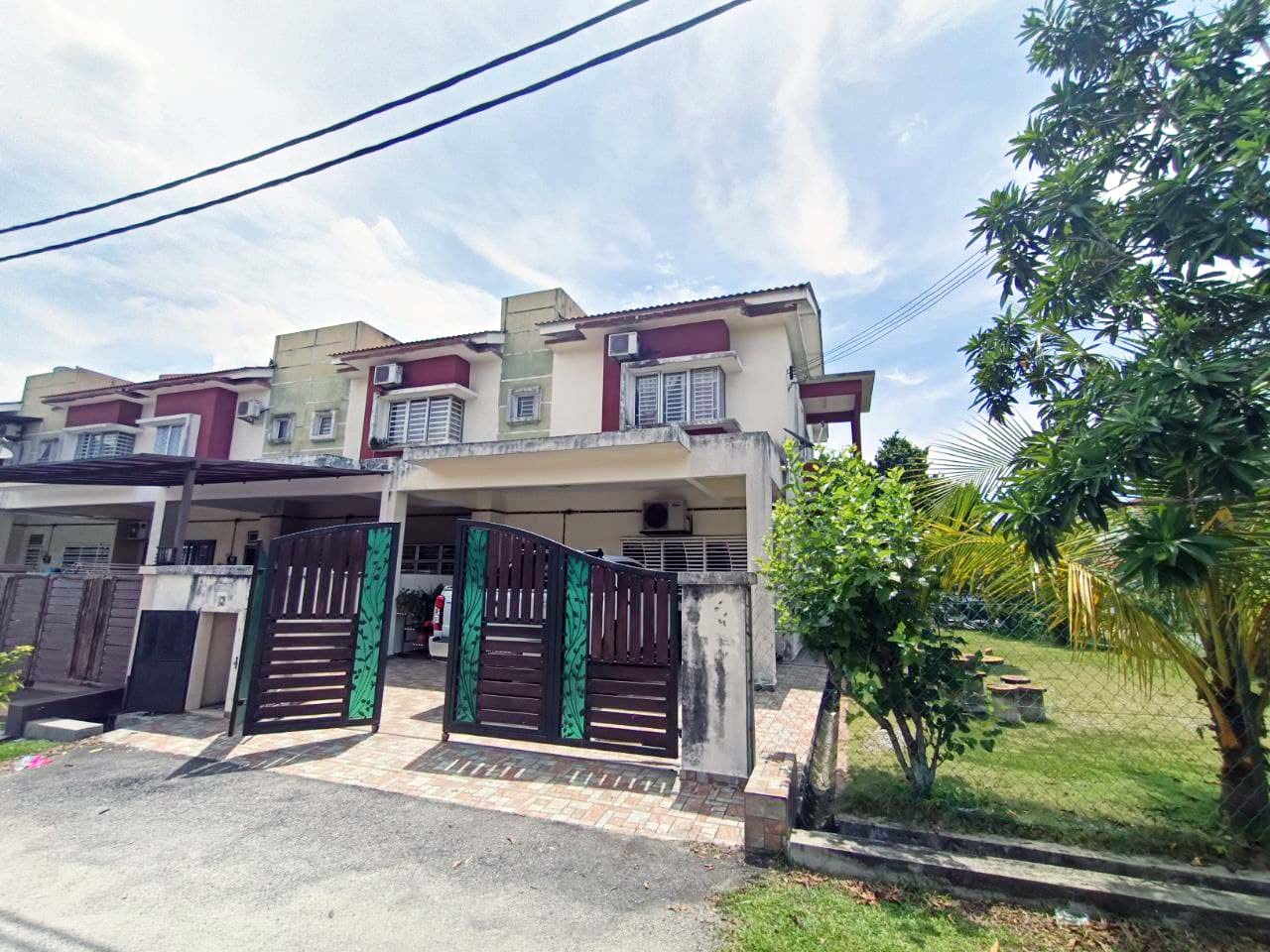 Taman Intan Dengkil
