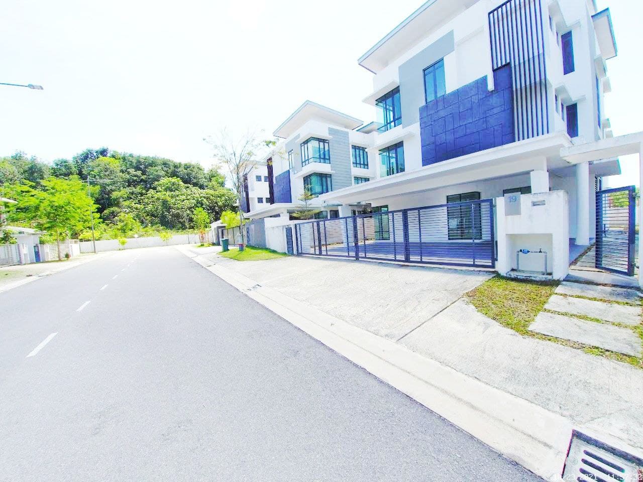 Lambaian Residence, Bangi - photo 8
