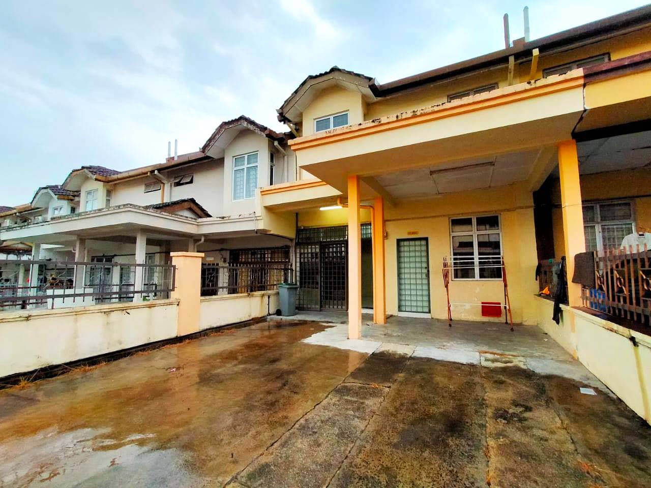 Taman Desa Anggerik Nilai