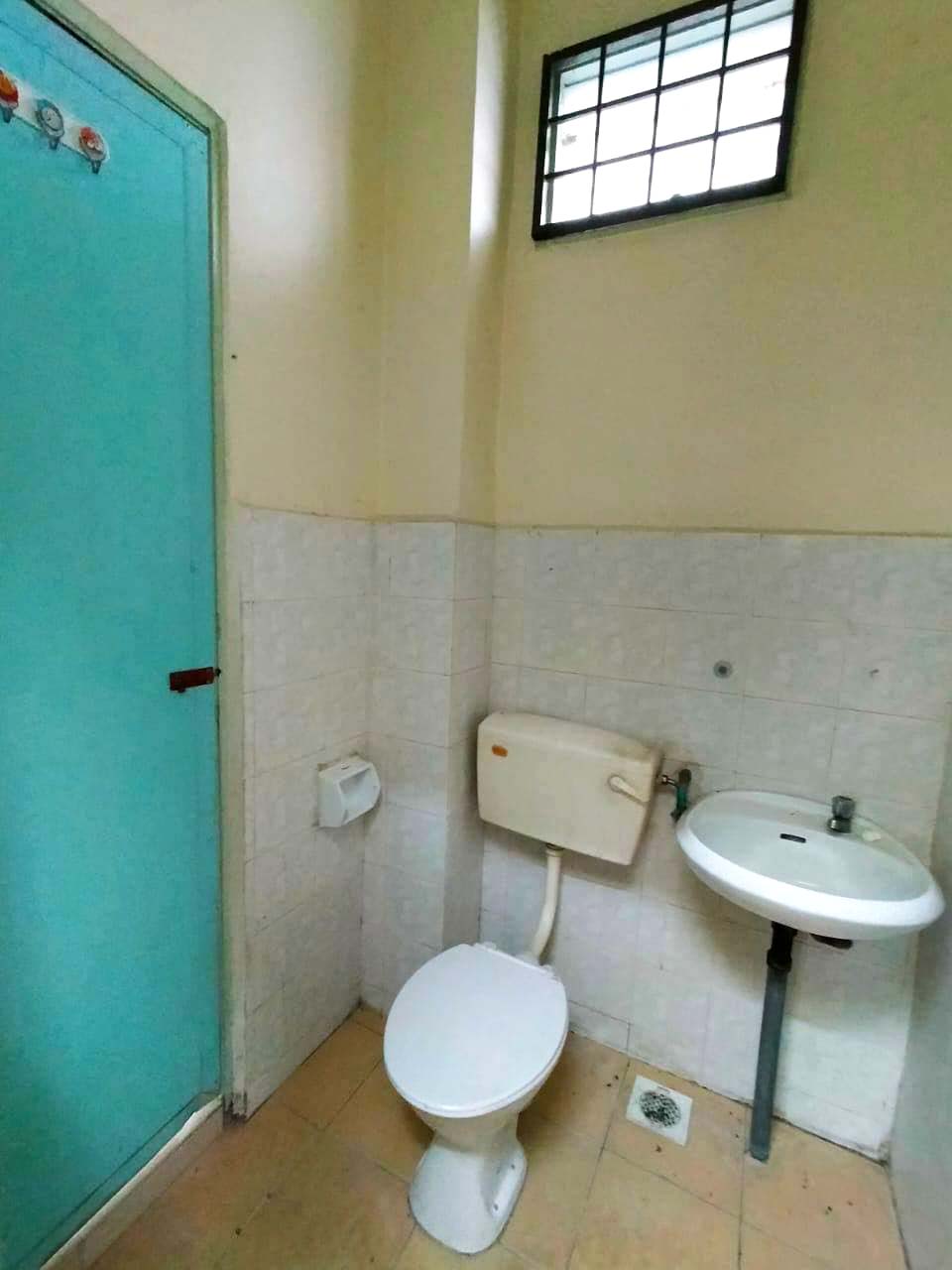 Taman Desa Anggerik Nilai - photo 12