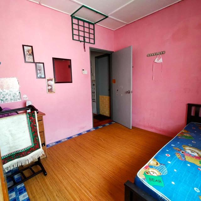 Taman Kantan Permai Kajang - photo 6