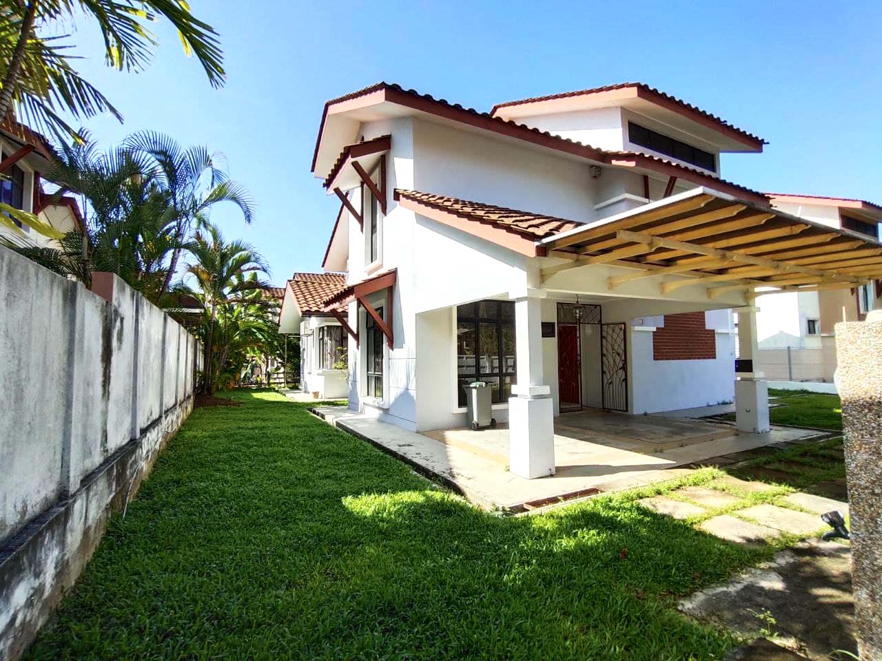 Bandar Enstek Nilai - photo 10