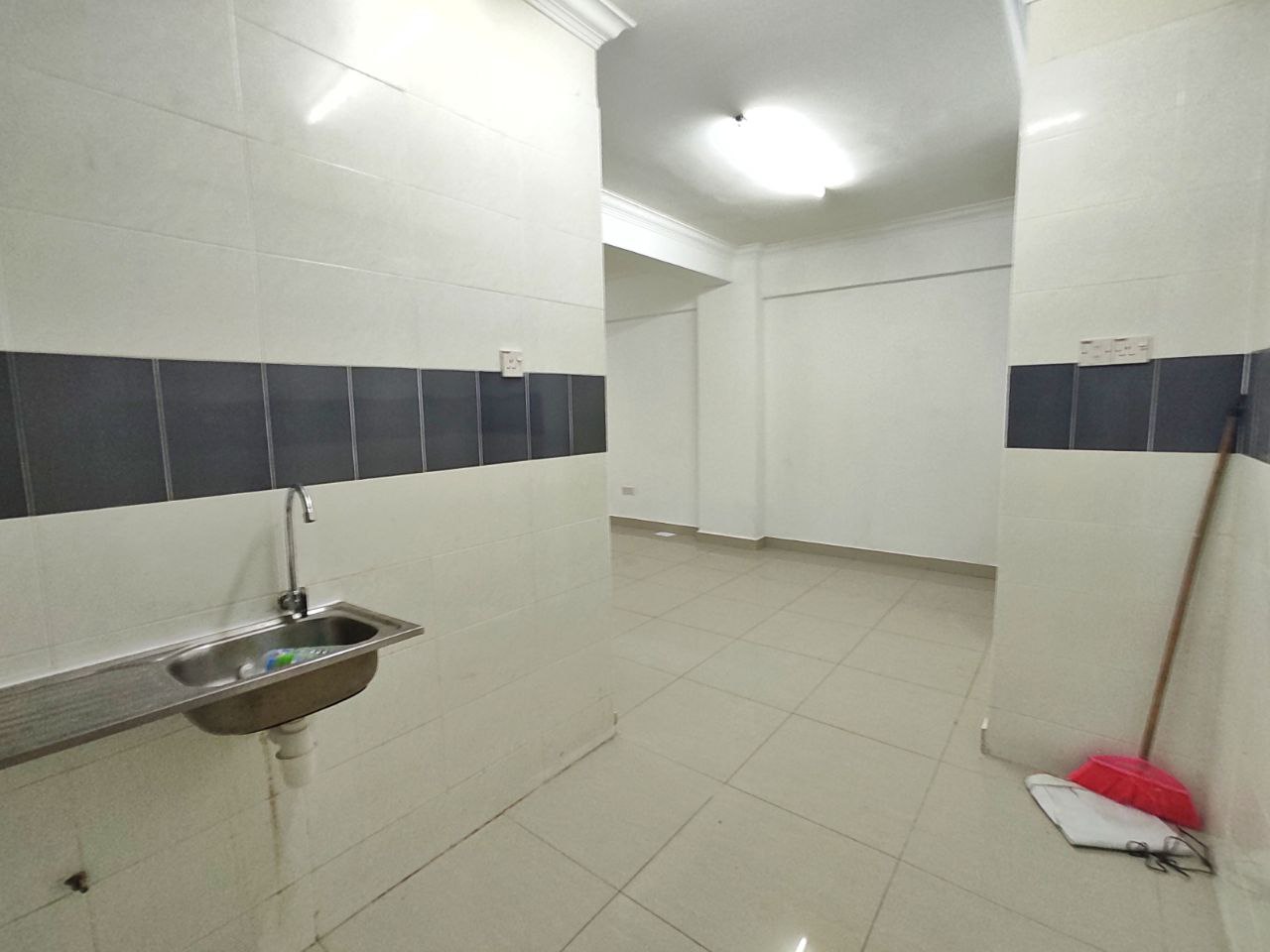Bandar Baru Bangi Seksyen 5 Residensi Melor - photo 11