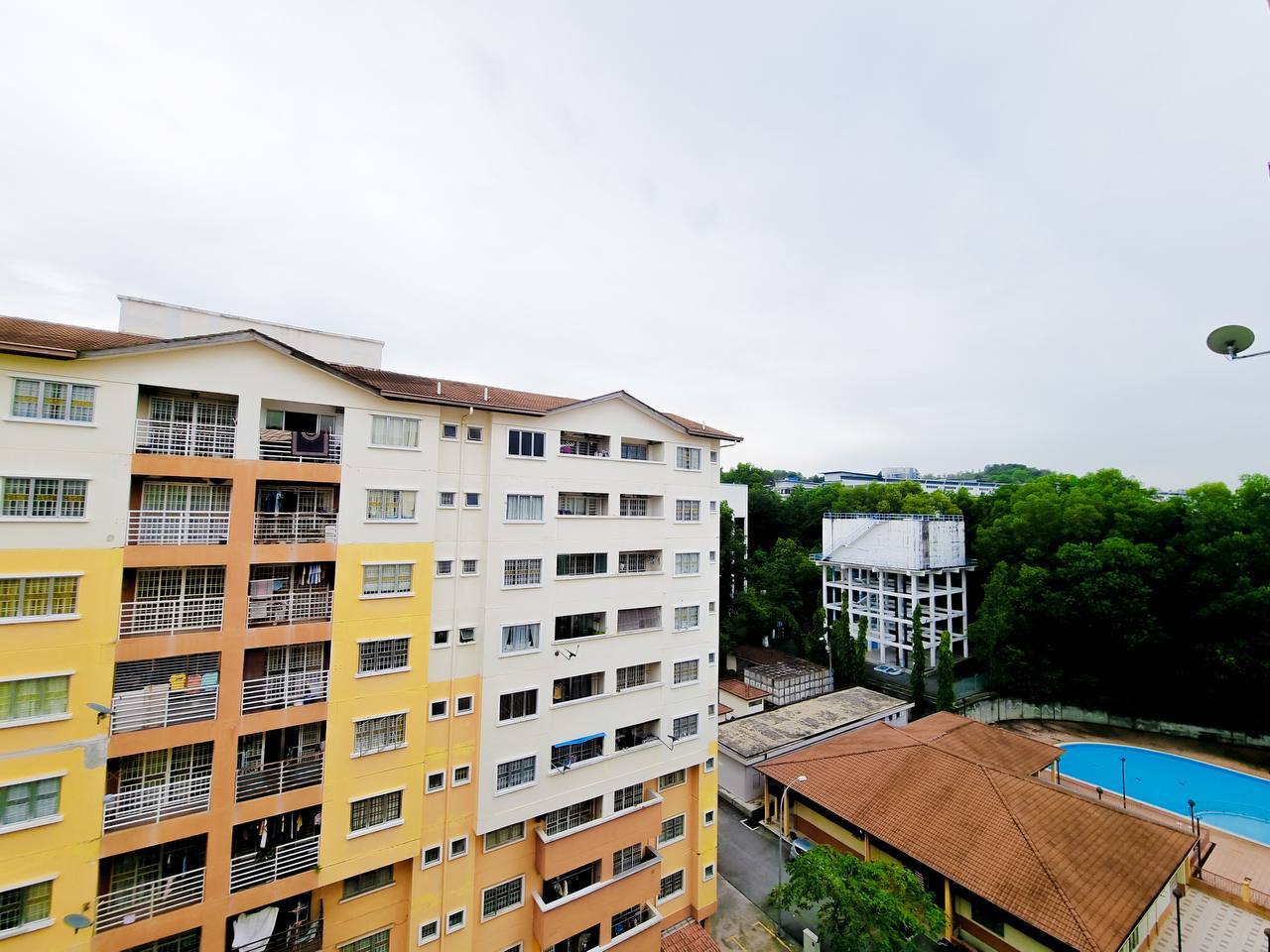 Serdang Villa Apartment Taman Bukit Serdang - photo 6
