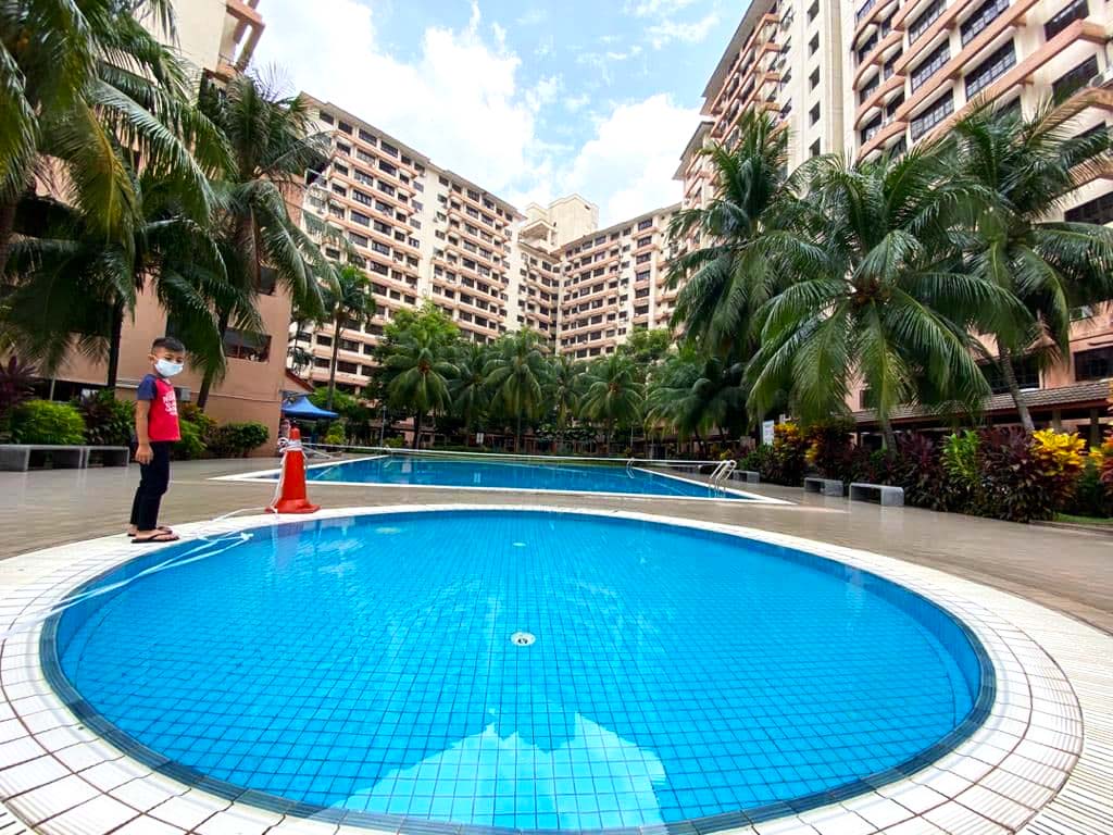 Bayu Tasik Condominium Bandar Seri Permaisuri