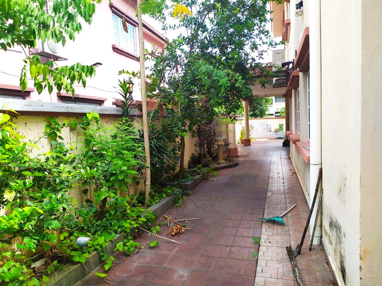 Taman Seri Jelok Kajang - photo 8