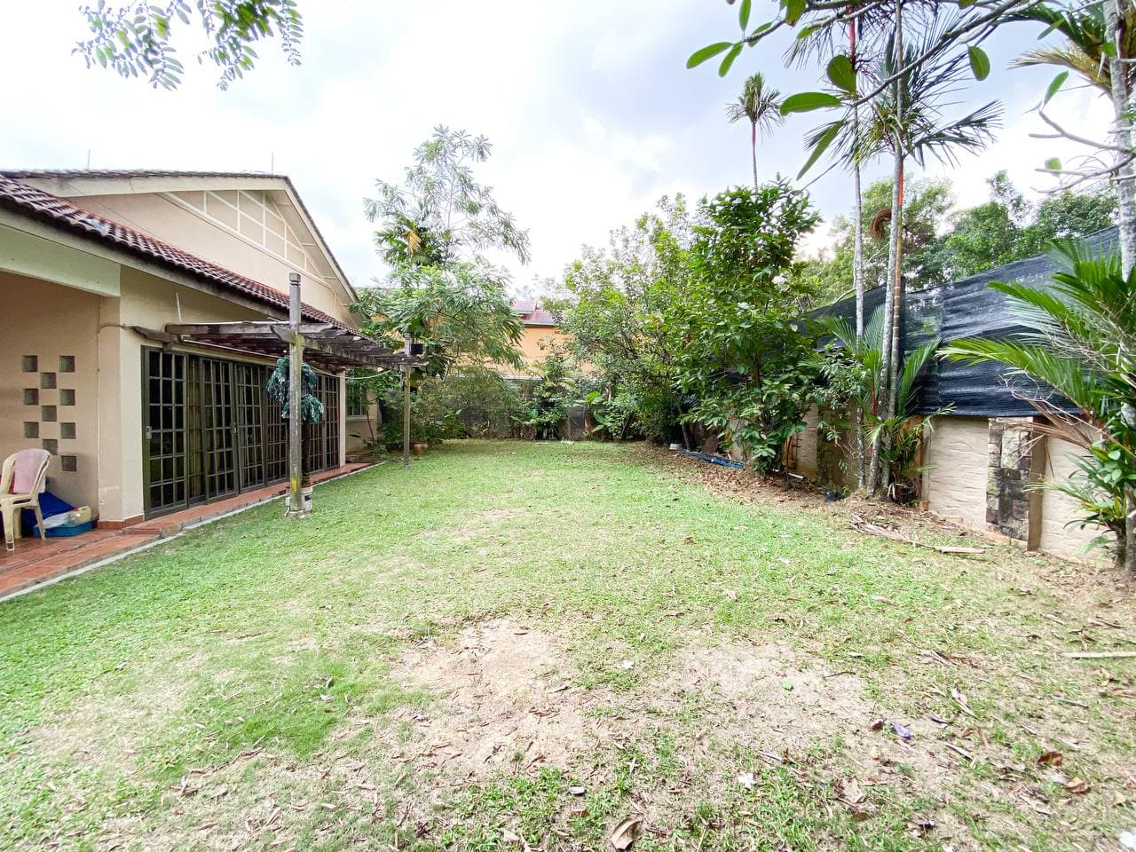 Taman Desa Saujana Sungai Merab Bangi - photo 8