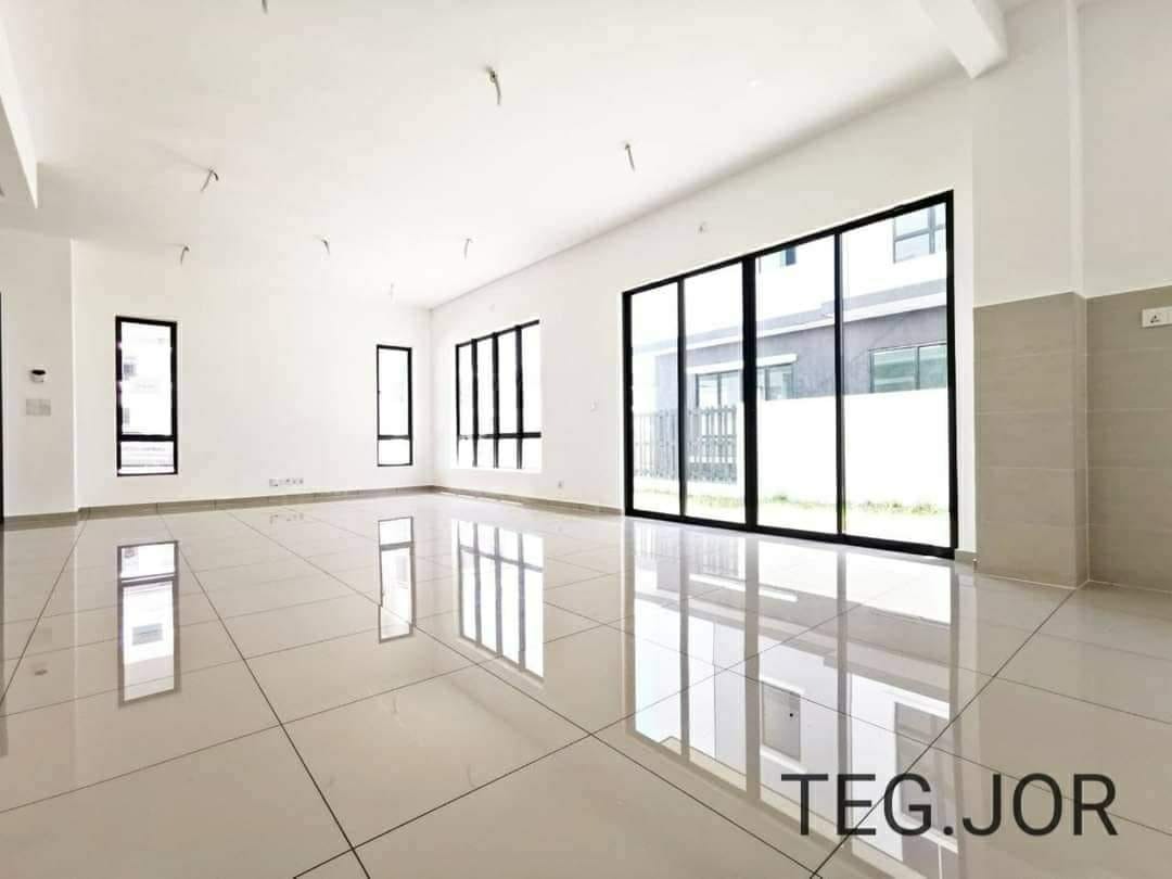 Setia Utama 2 sty Type C - photo 2