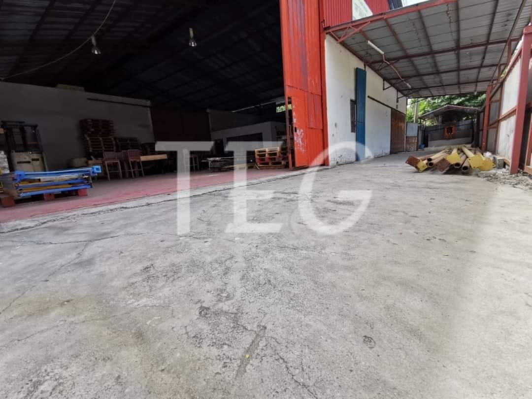Kampung Jawa Factory Warehouse - photo 6