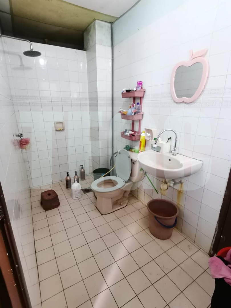 Dynasty Condominium 399K - photo 8
