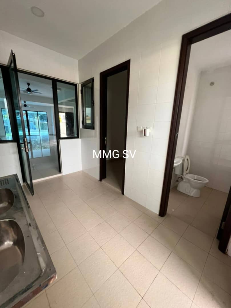 Duta Villa 3 Storey Superlink House 1 point 55 mil - photo 3