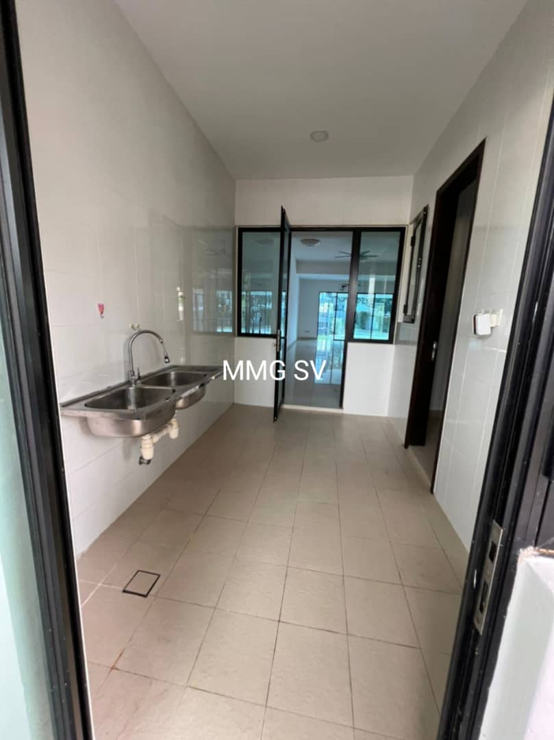 Duta Villa 3 Storey Superlink House 1 point 55 mil - photo 4