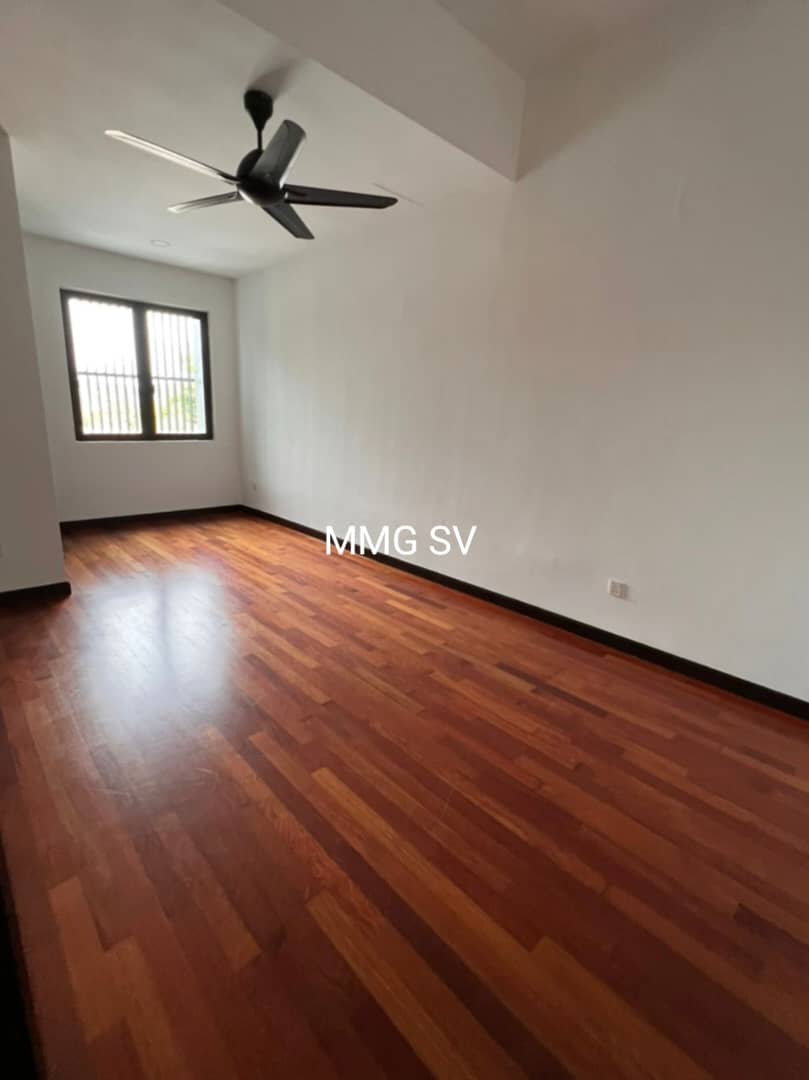 Duta Villa 3 Storey Superlink House 1 point 55 mil - photo 8