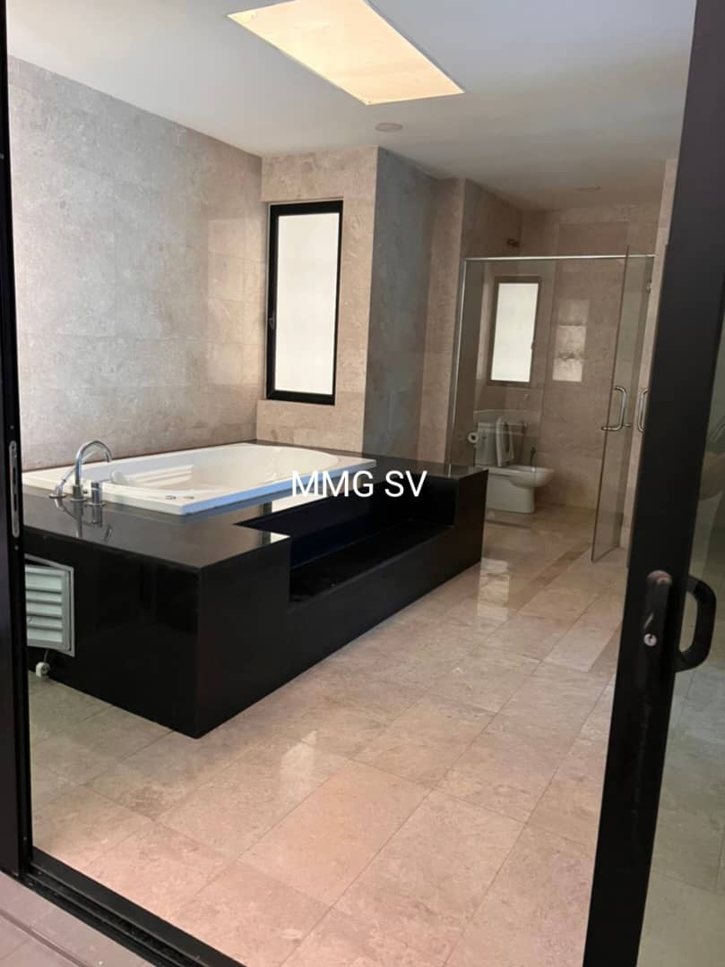 Duta Villa 3 Storey Superlink House 1 point 55 mil - photo 10