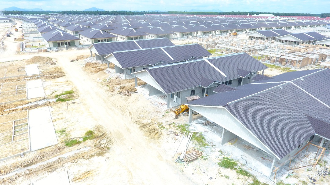 SEMI D CLUSTER BANDAR BARU SITIAWAN - photo 2
