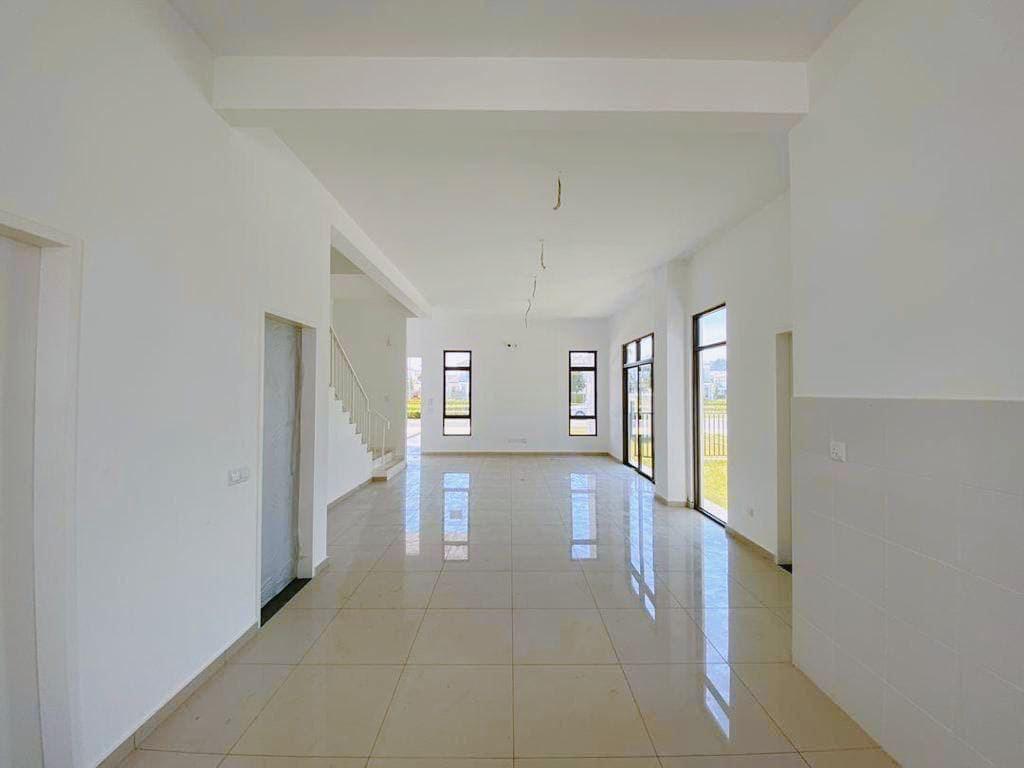 LINKED HOUSE WITH GARDEN ECO GRANDEUR AVENHAM - photo 3