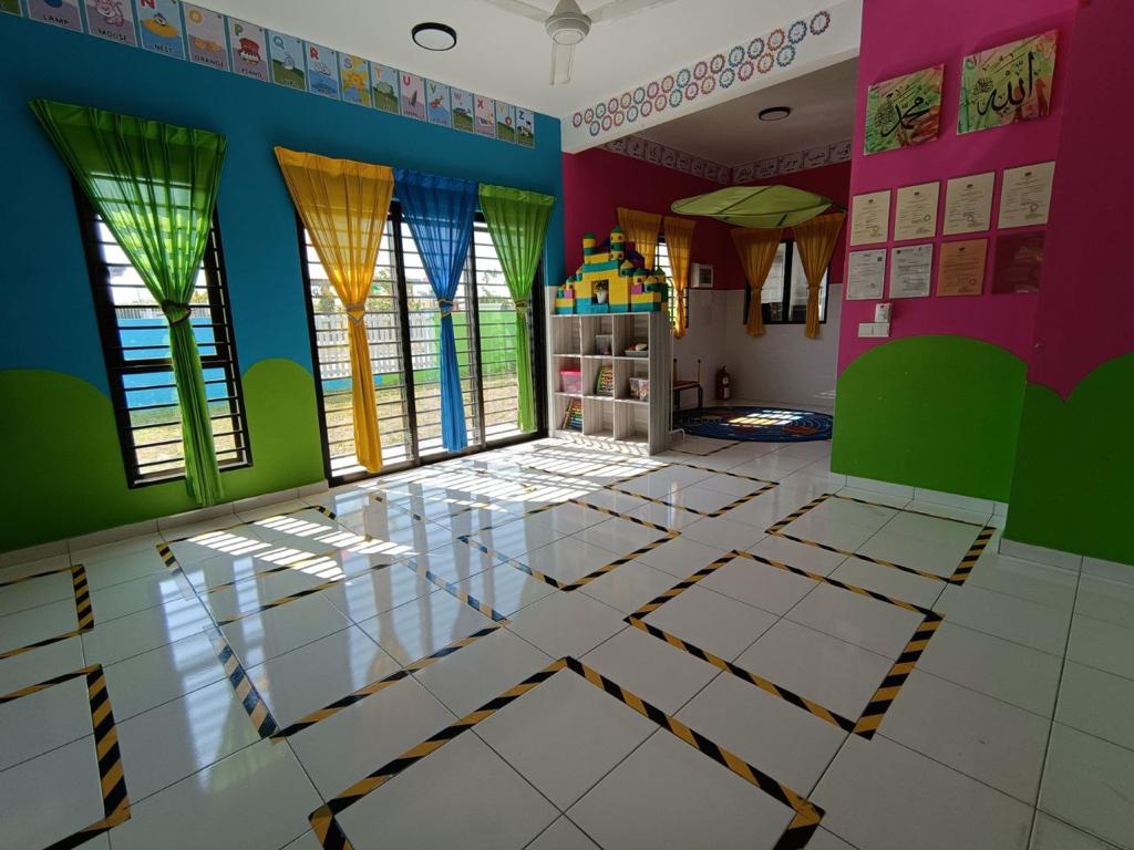 DOUBLE STOREY TERRACE CORNER LOT - photo 3