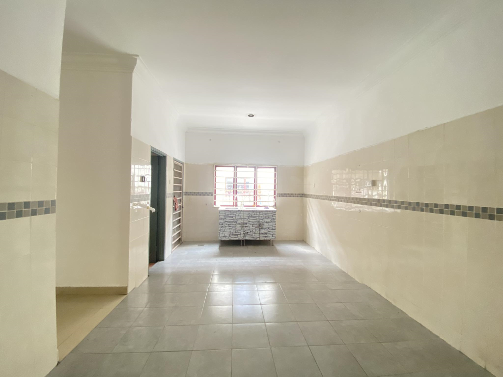 House D Kayangan House Sek13 Shah Alam by Emily - photo 2