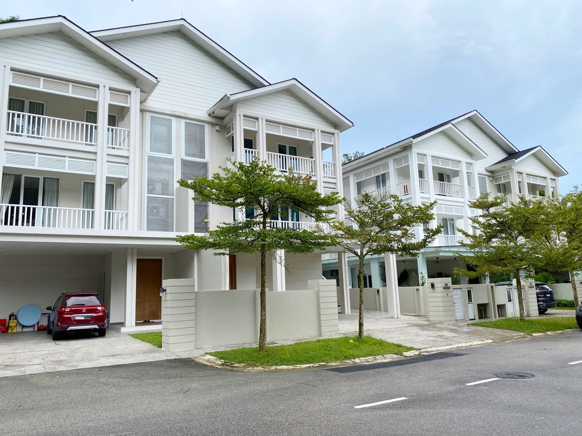 3sty Villa Serene Kiara 5400sf Mont Kiara KL by JB - photo 2