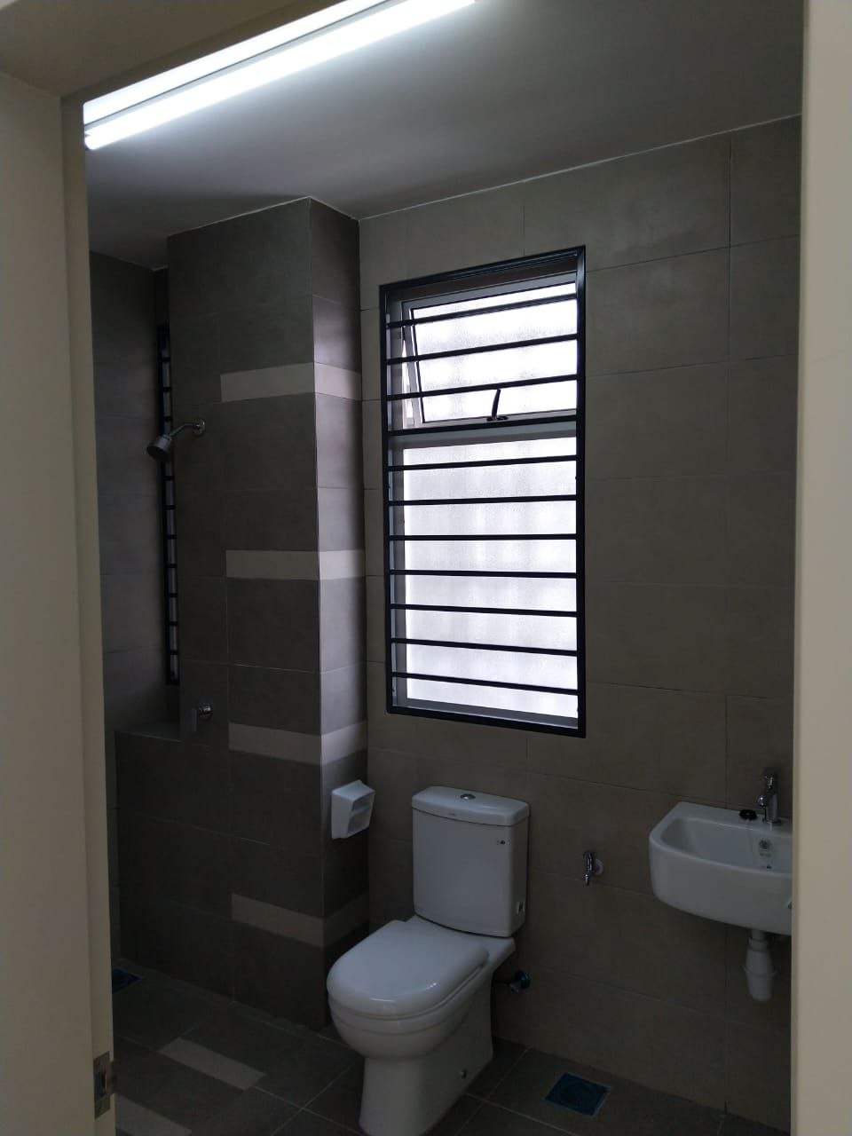 Brand new 2 storey terrace Penduline by JB - photo 3
