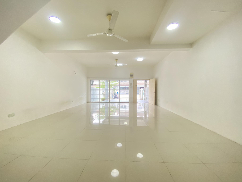20x70 House Bandar Nusa Rhu Shah Alam by Emily - photo 2